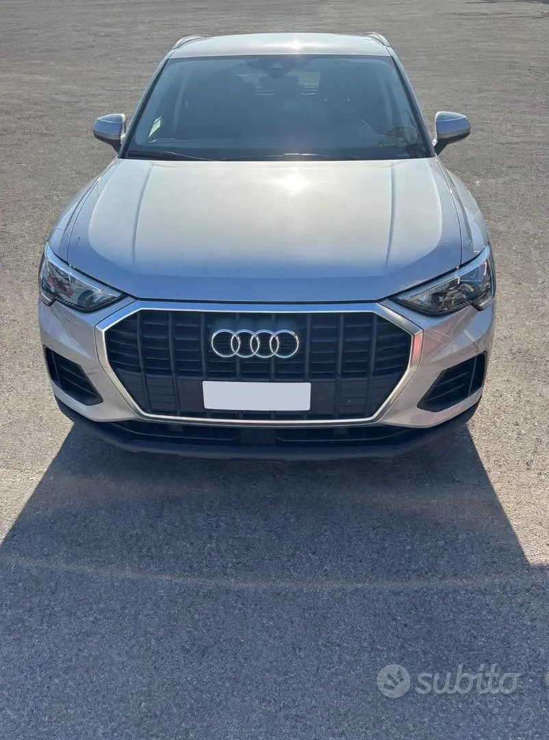 Audi Q3 2021 photo 2