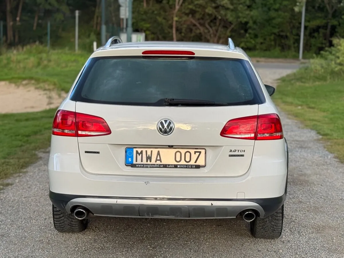 Volkswagen Passat 2013 photo 5