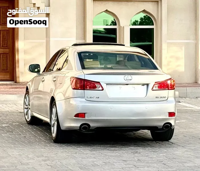 Lexus Is 2010 photo 4