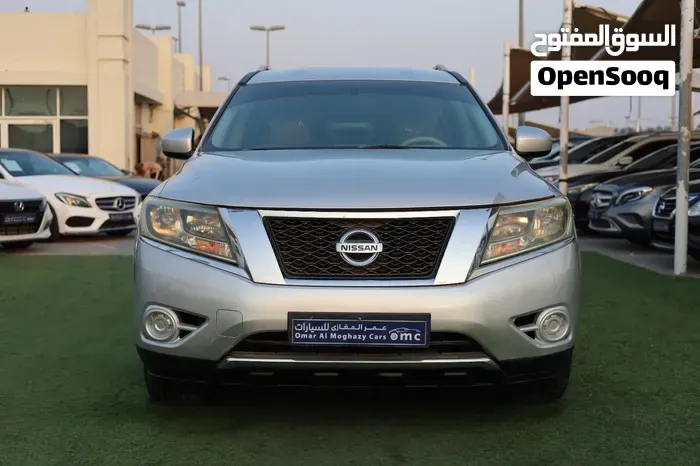 Nissan Pathfinder 2015 photo 2