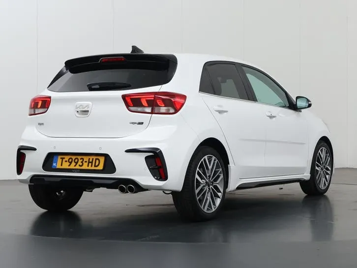 Kia Rio 2023 photo 2
