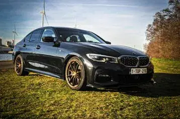 BMW G20 330I