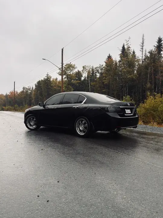 Honda Accord 2013 photo 2