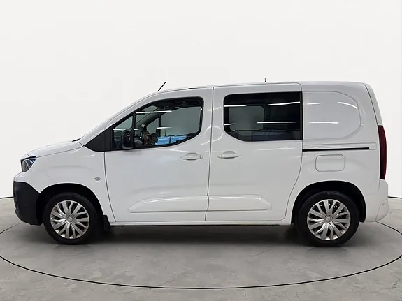 Peugeot Partner 2021 photo 2
