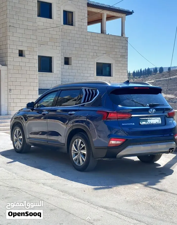 Hyundai Santa Fe 2018 photo 4