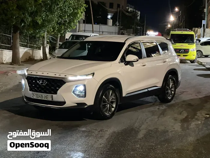 Hyundai Santa Fe 2018 photo 5