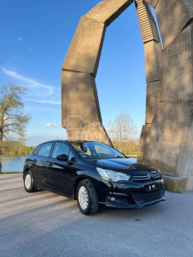 Citroen C4 2015 photo 4