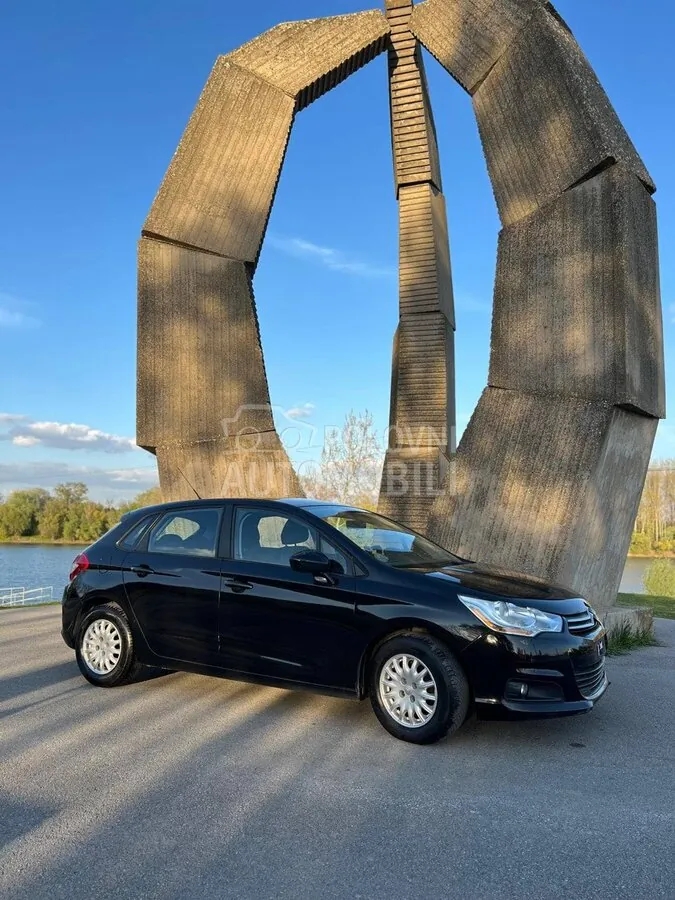Citroen C4 2015 photo 5