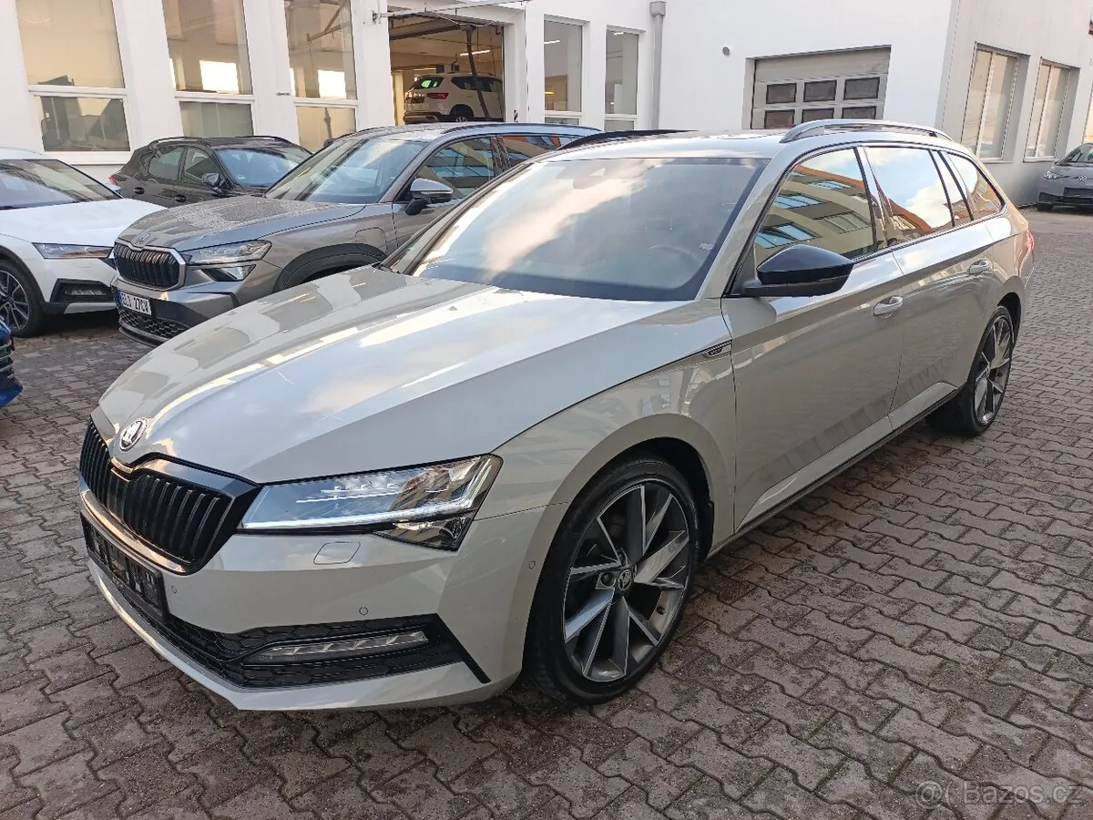 Skoda Superb 2023 photo 2