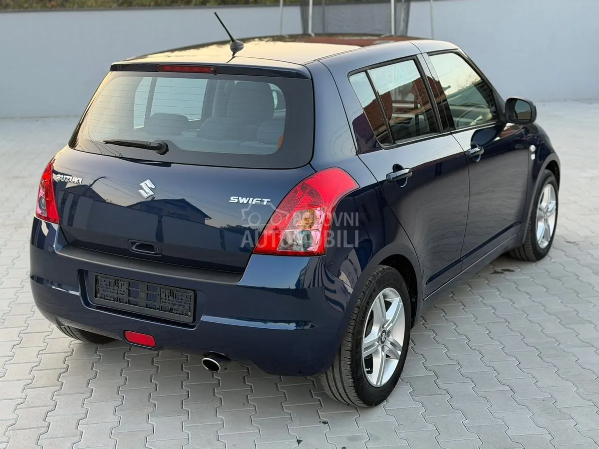 Suzuki Swift 2009 photo 5