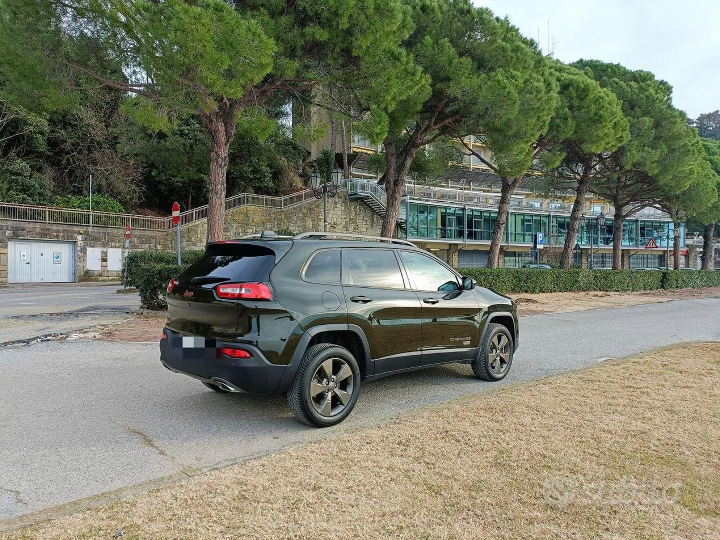 Jeep Cherokee 2016 photo 3