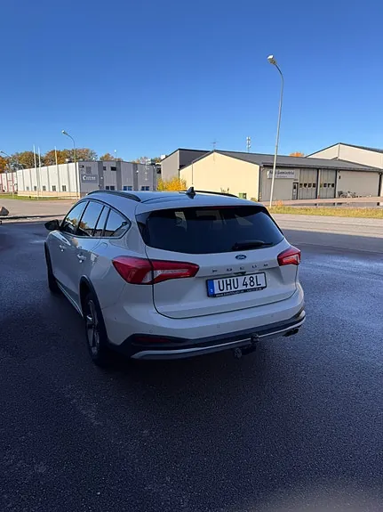 Ford Focus 2019 photo 2