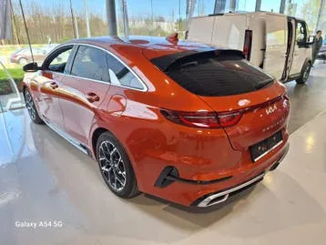Kia Proceed 2023 photo 2
