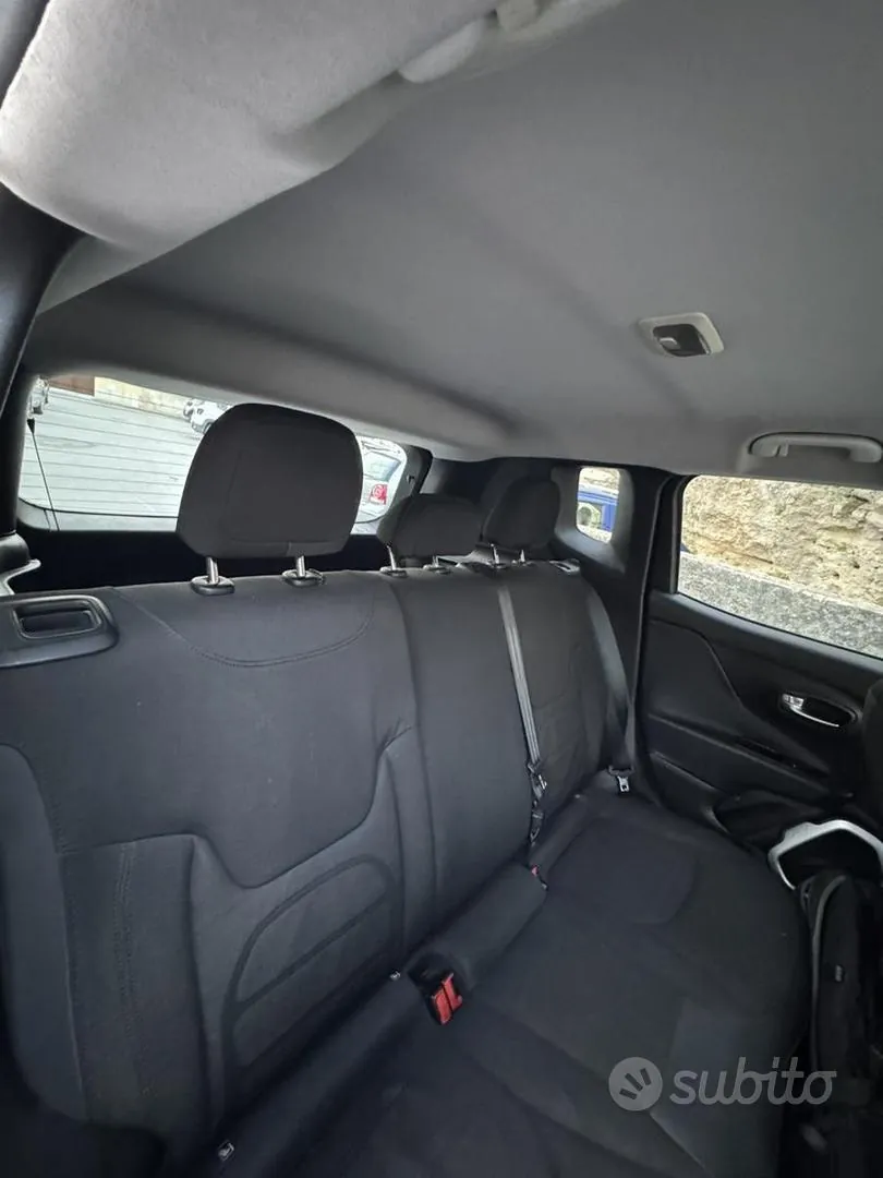 Jeep Renegade 2016 photo 4