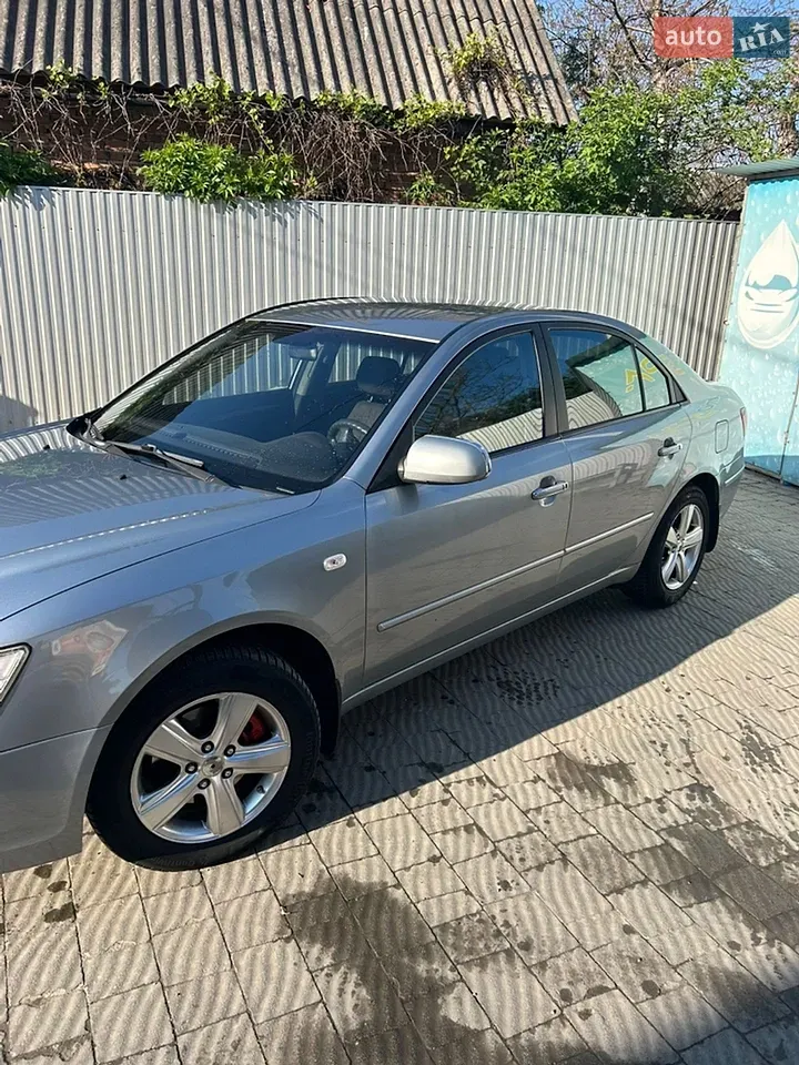 Hyundai Sonata 2008 photo 4