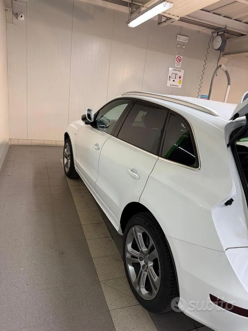 Audi Q5 2011 photo 3