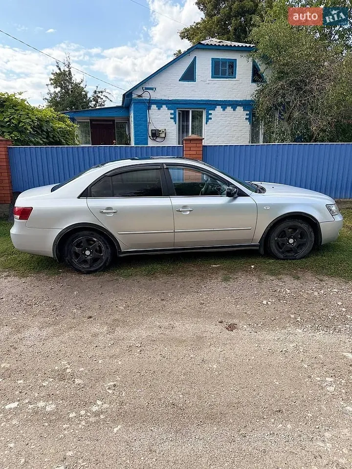 Hyundai Sonata 2007 photo 3