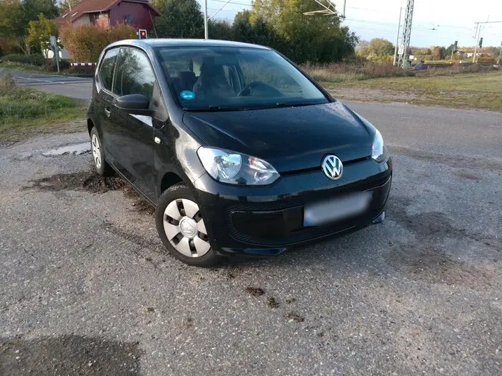 Volkswagen Up