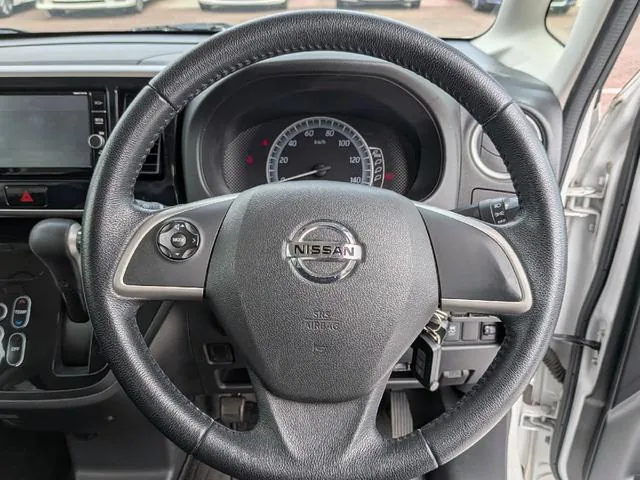 Nissan Dayz Roox 2018 photo 3