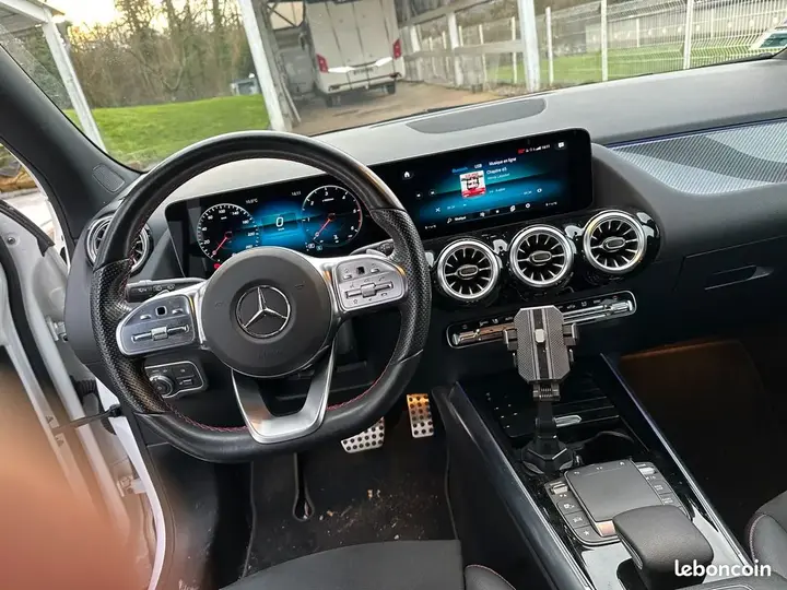 Mercedes-Benz Gla 2022 photo 3