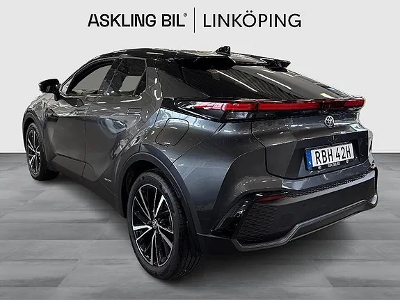 Toyota C-Hr 2024 photo 2