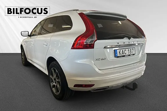 Volvo Xc60 2016 photo 2
