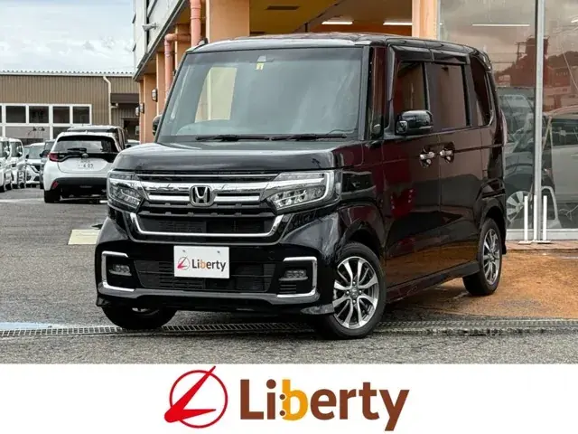 Honda N-Box 2023 photo 2