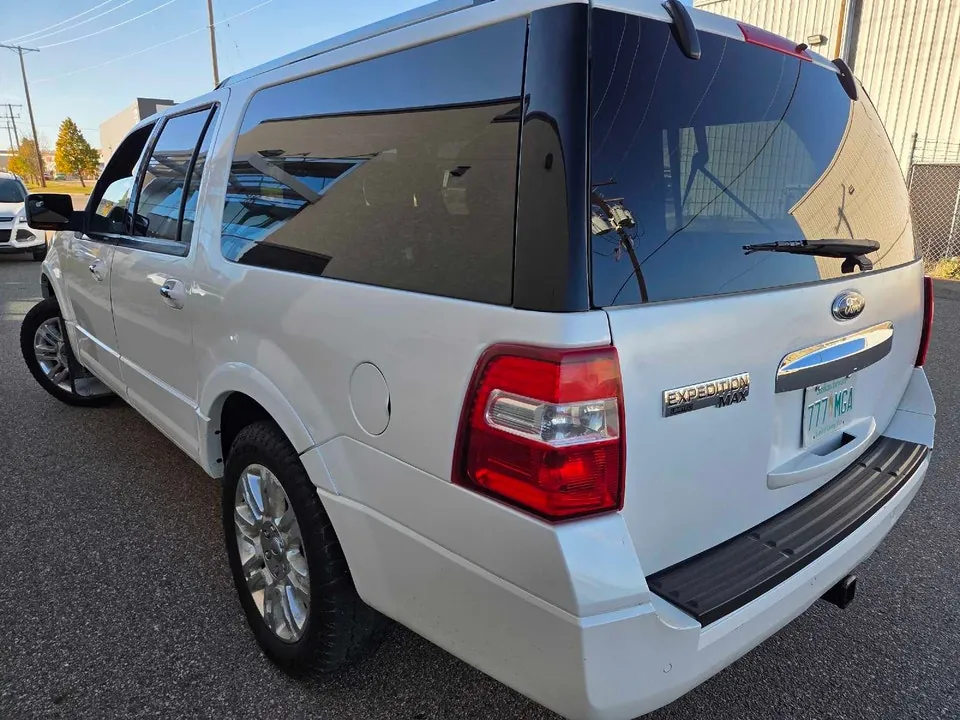 Ford Expedition 2012 photo 4