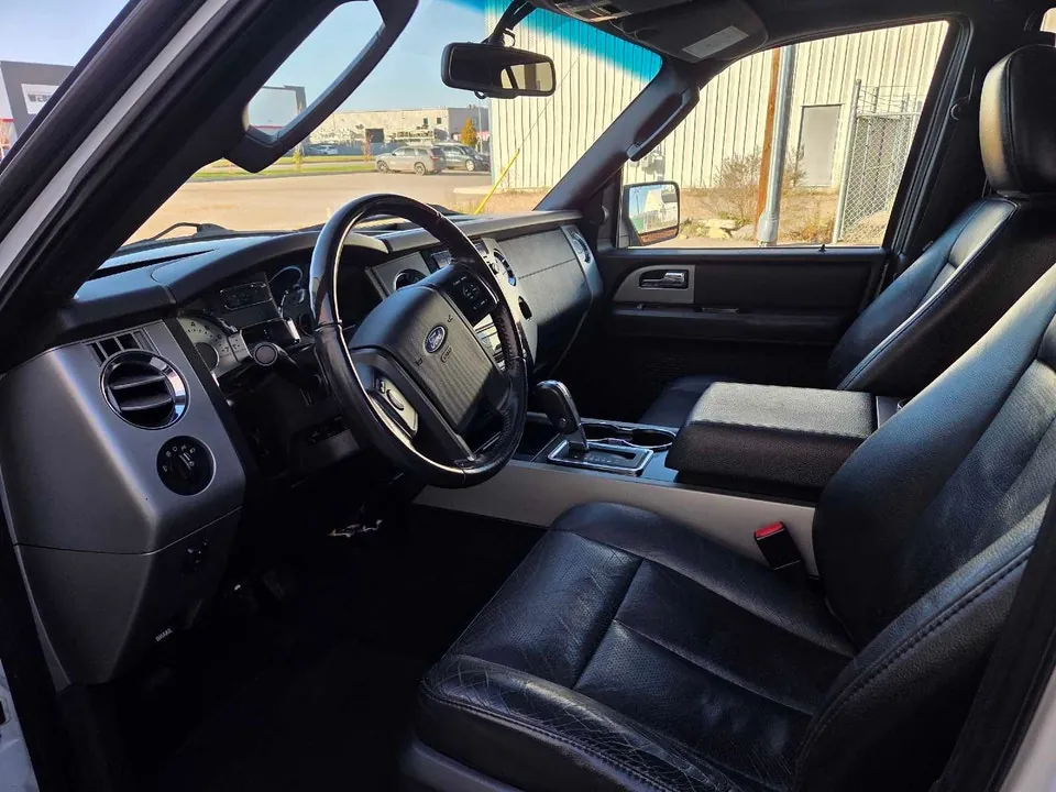 Ford Expedition 2012 photo 5