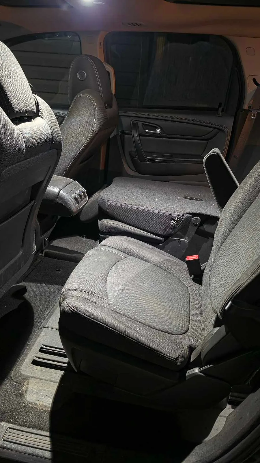 GMC Acadia 2016 photo 5