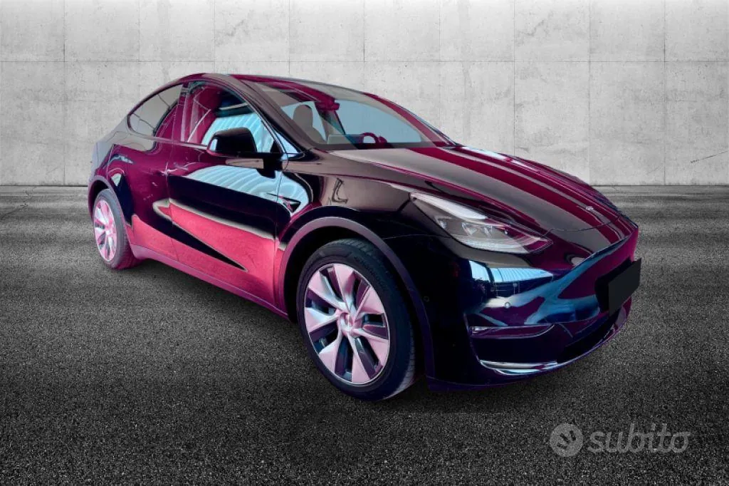 Tesla Model Y 2021 photo 2