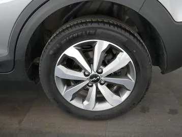 Kia Stonic 2025 photo 3