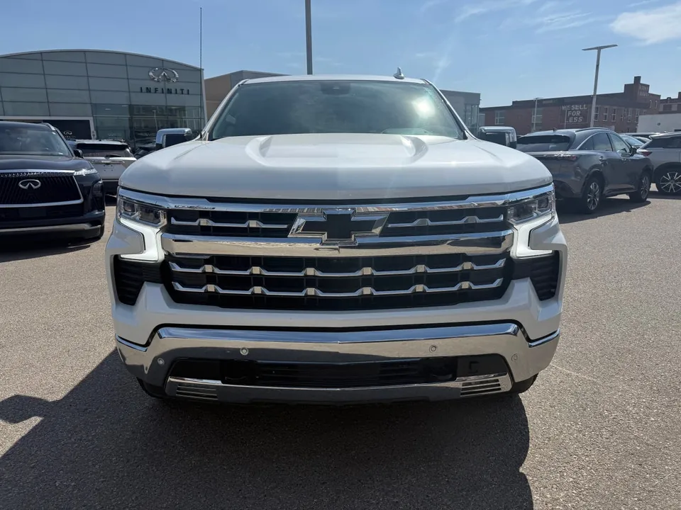 Chevrolet Silverado 1500 2023 photo 3