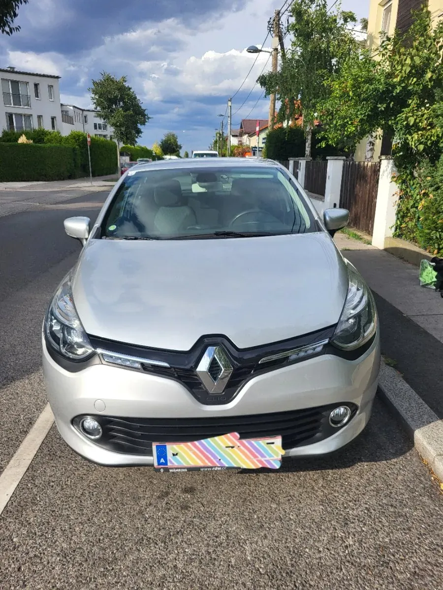 Renault Clio 2014 photo 2