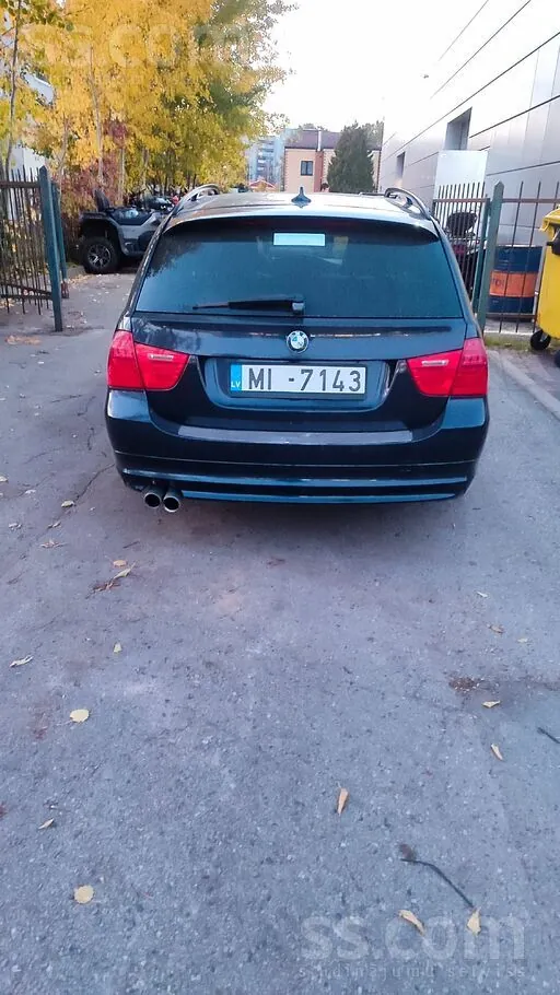 BMW 325 2009 photo 3