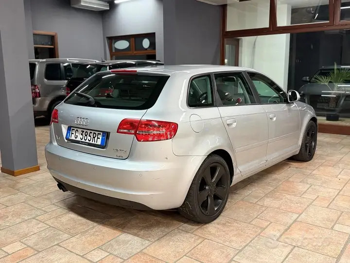 Audi A3 2008 photo 2