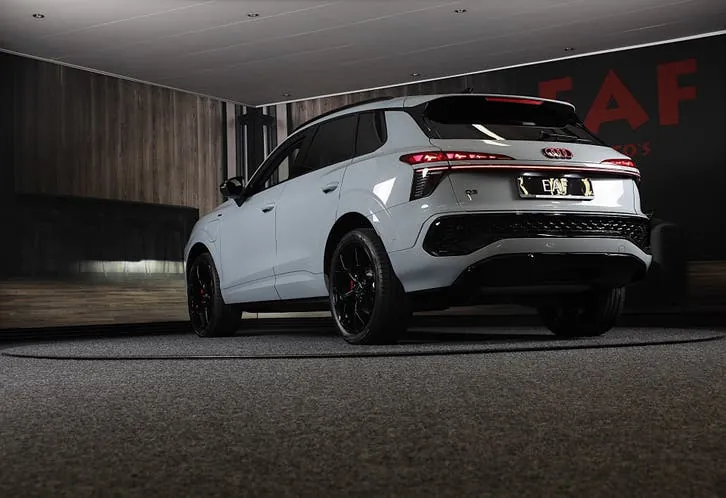Audi Q3 2025 photo 3