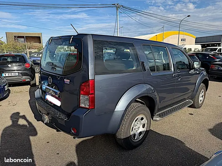 Nissan Pathfinder 2005 photo 5