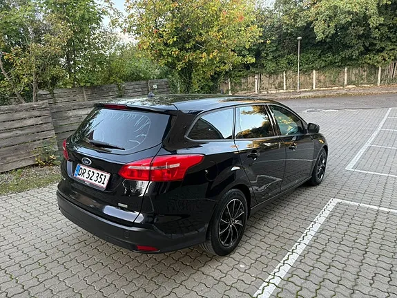 Ford Focus 2017 photo 3