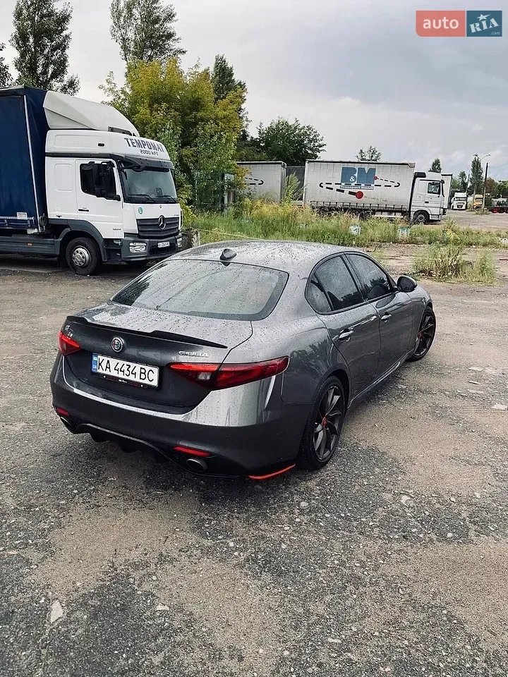 Alfa Romeo Giulia 2016 photo 3