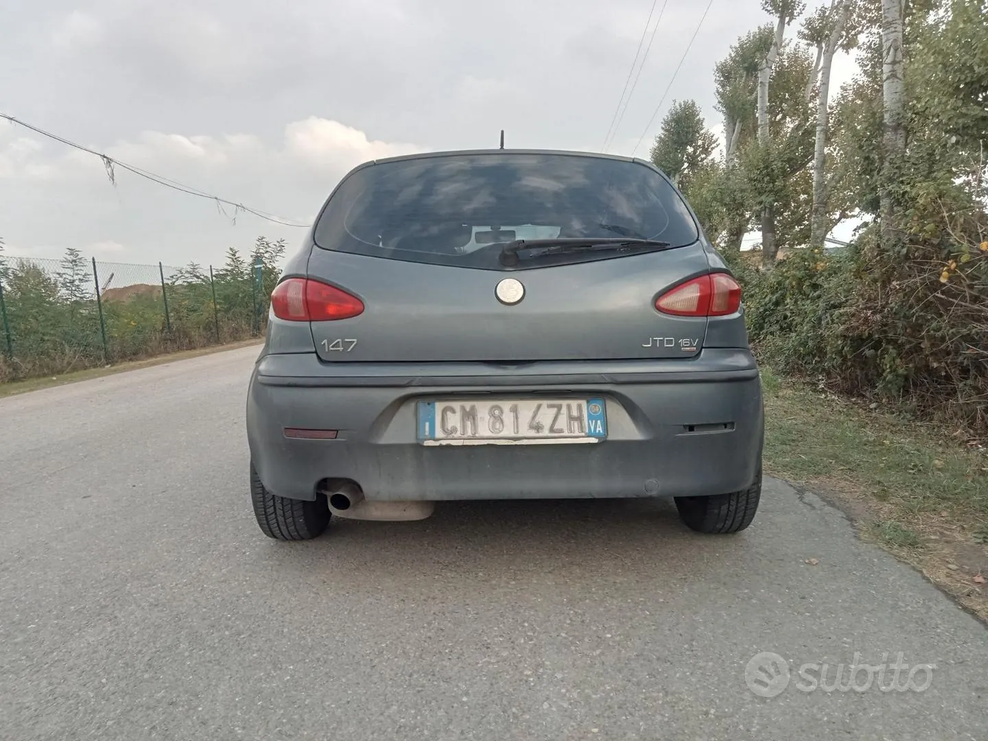 Alfa Romeo 147 2004 photo 2