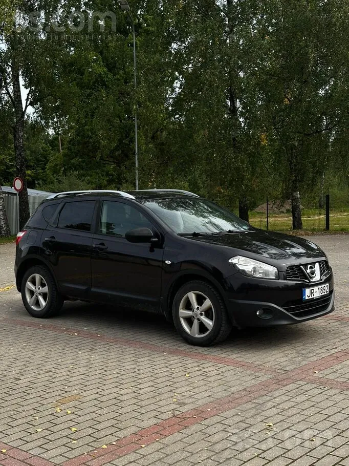 Nissan Qashqai 2012 photo 2
