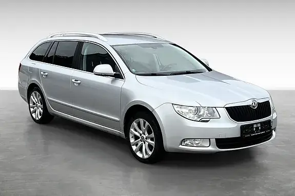 Skoda Superb 2013 photo 3