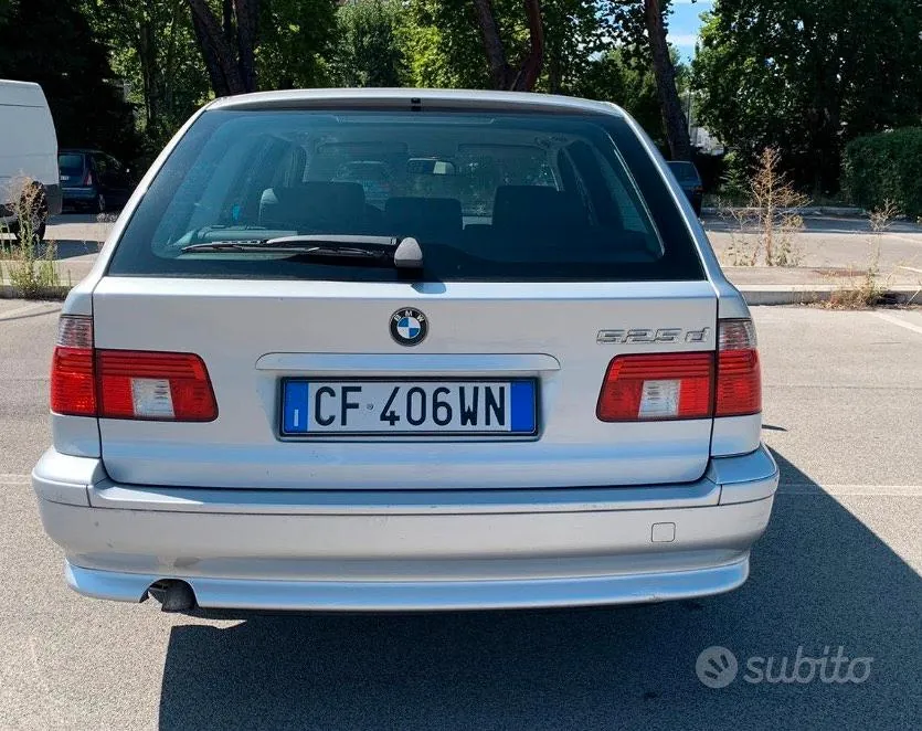 BMW 5 Series 2003 photo 2