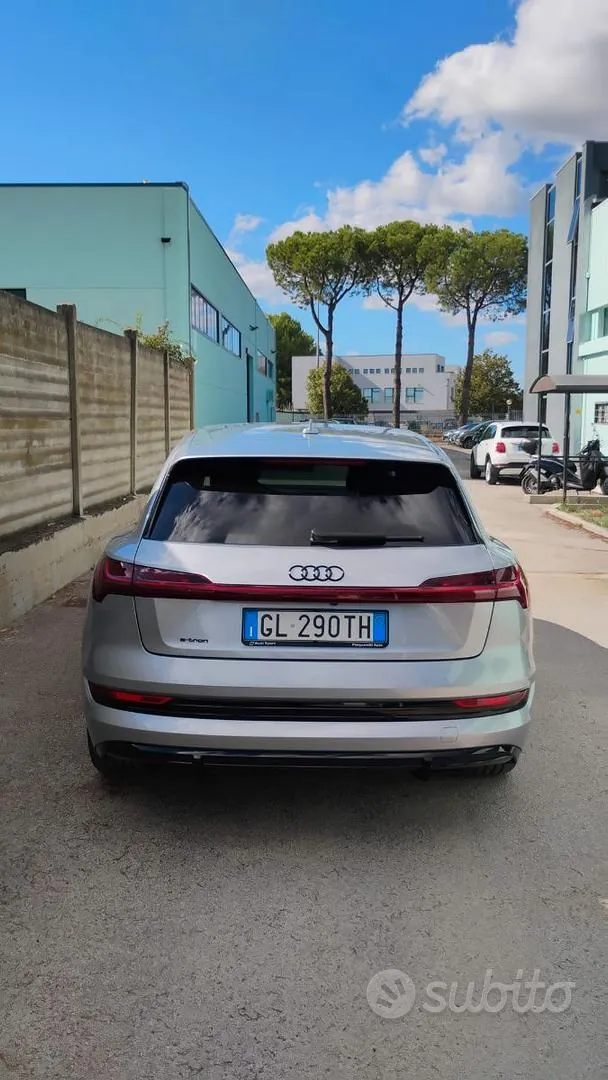 Audi E-Tron 2022 photo 3