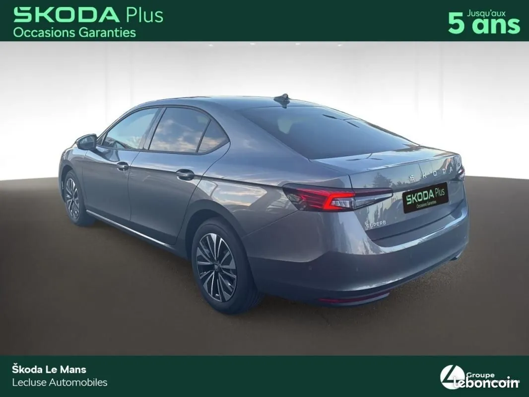 Skoda Superb 2025 photo 3