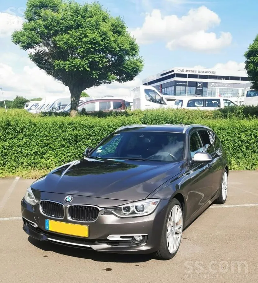 BMW 330 2014 photo 2