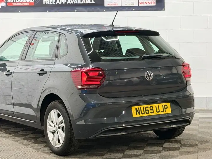 Volkswagen Polo 2019 photo 2