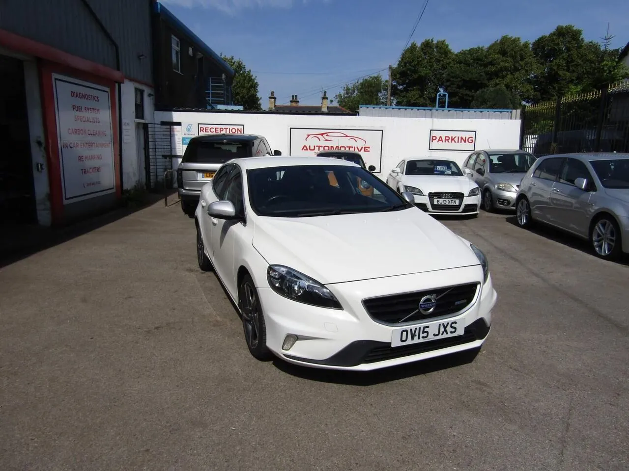 Volvo V40