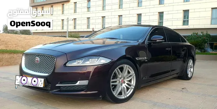 Jaguar Xj